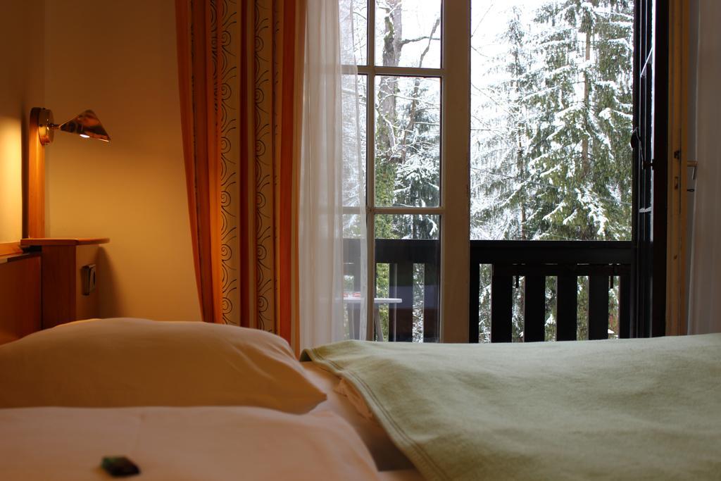 Hotel Restaurant Schweizerhaus Klagenfurt am Wörthersee Zimmer foto